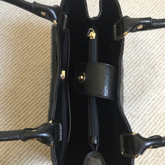 Leather bag/purse, classic look, gold hardware - Picture 4 of 5